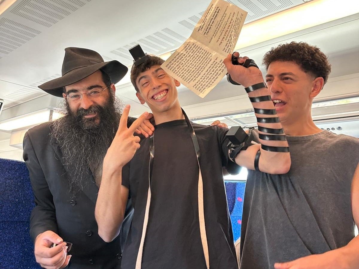 שבע יפול חסיד וקם